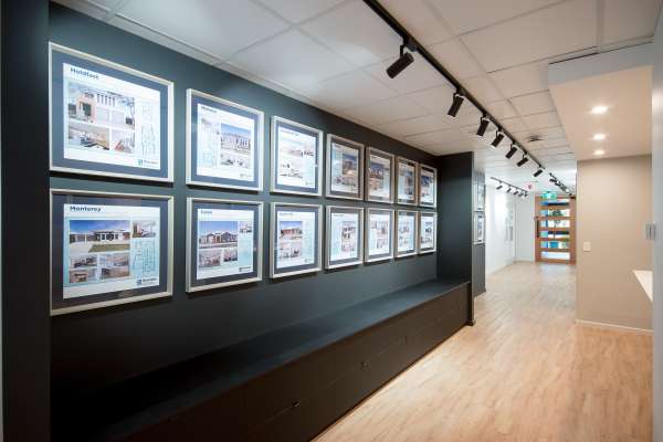 Rossdale Display Gallery06
