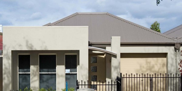 Ascot Tce rhs single garage door villa custom subdivision