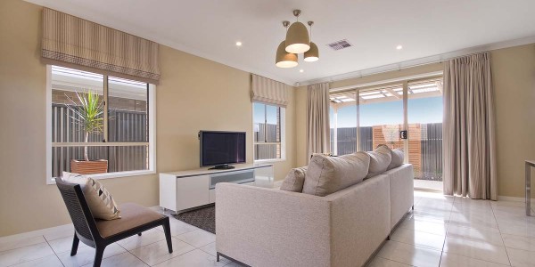 Ashbourne family Villa custom single storey